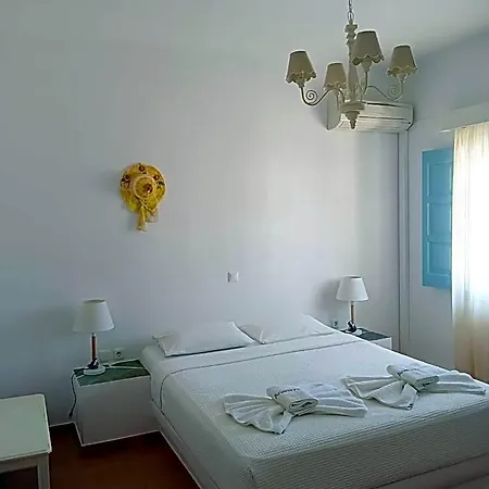 Anemousa 2* Karavostasis (Folegandros)