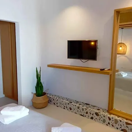 Hotel Anemousa Karavostasis (Folegandros)
