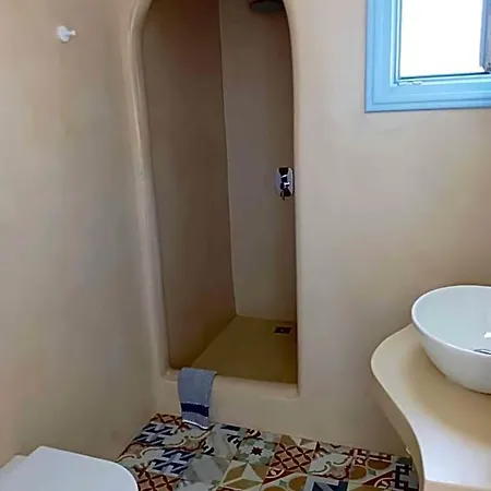 Anemousa Hotel Karavostasis (Folegandros)